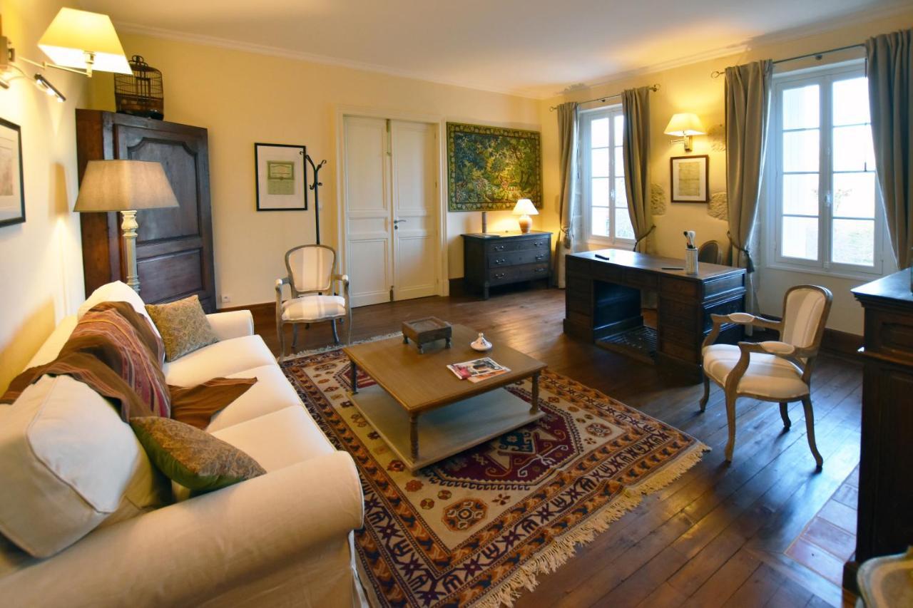 Château De Laroche Bed & Breakfast Vianne Cameră foto